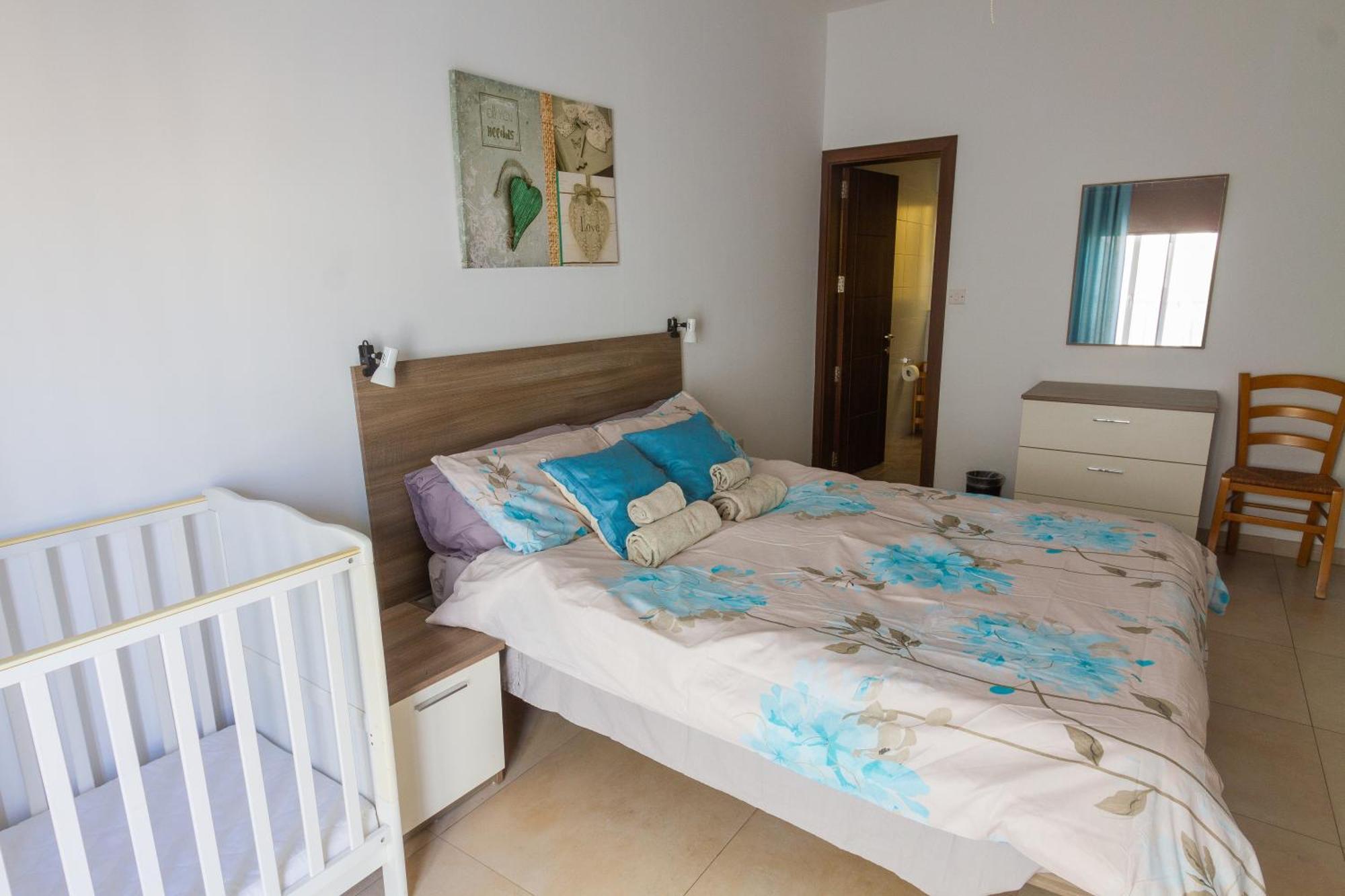 Modern & Central 2 Bedroom & 2 Bathrooms Apartment 음시다 외부 사진